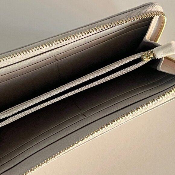 Brand new with tags Furla extra large zip around wallet in opal leather - Picture 3 of 5